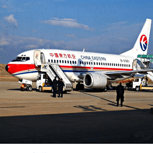 杭州萧山航空快运业稳步发展的原因是什么？